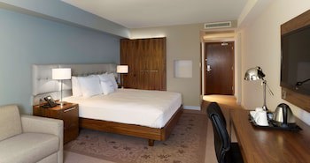 Doubletree By Hilton Lincoln