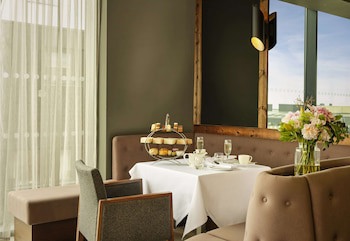 Doubletree By Hilton Lincoln