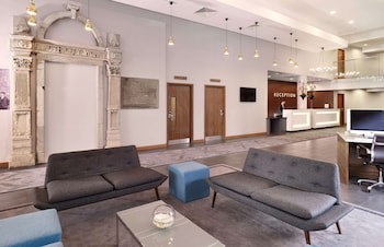 Doubletree By Hilton Lincoln
