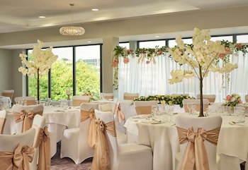 Doubletree By Hilton Lincoln