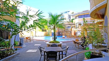 Boracay Holiday Resort