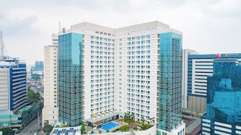 Quest Hotel & Conference Center