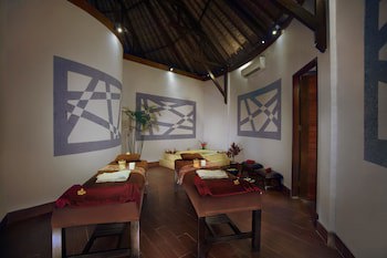 Aston Sunset Beach Resort Gili Trawangan Lombok