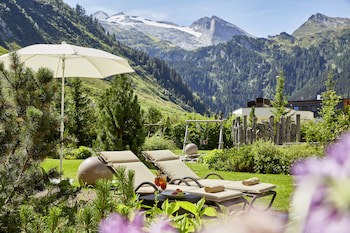 Hotel Alpenhof