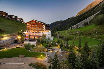 Hotel Alpenhof