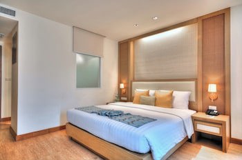 Ashlee Plaza Patong Hotel & Spa