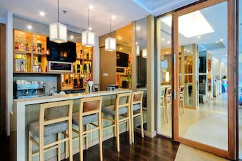 Ashlee Plaza Patong Hotel & Spa