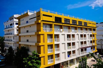 Ashlee Plaza Patong Hotel & Spa