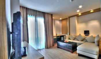 Ashlee Plaza Patong Hotel & Spa