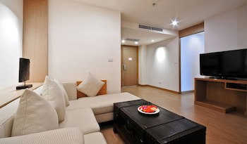 Ashlee Plaza Patong Hotel & Spa