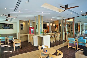 Ashlee Plaza Patong Hotel & Spa