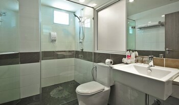 Ashlee Plaza Patong Hotel & Spa