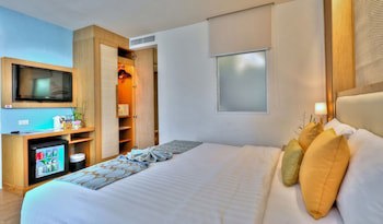 Ashlee Plaza Patong Hotel & Spa