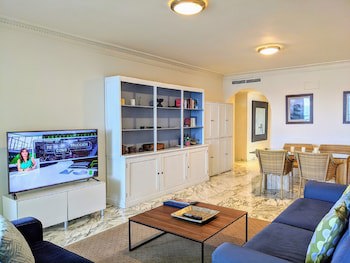Coral Beach Aparthotel