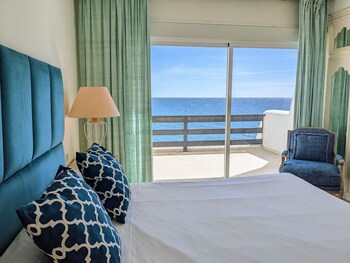 Coral Beach Aparthotel