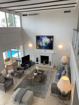 Coral Beach Aparthotel