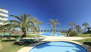 Coral Beach Aparthotel