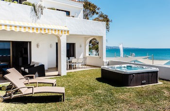Coral Beach Aparthotel