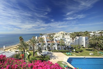 Coral Beach Aparthotel