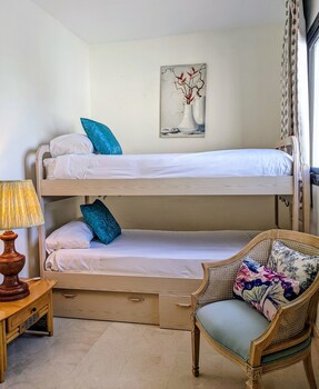 Coral Beach Aparthotel