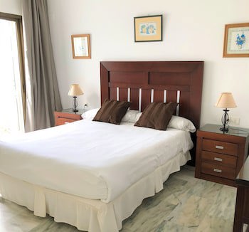 Coral Beach Aparthotel