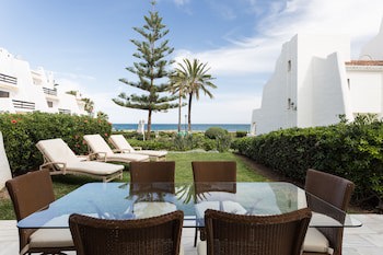 Coral Beach Aparthotel