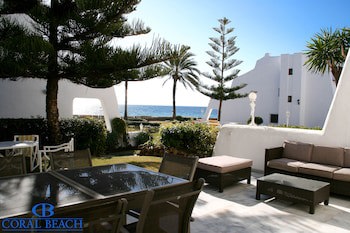 Coral Beach Aparthotel