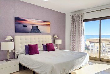 Coral Beach Aparthotel