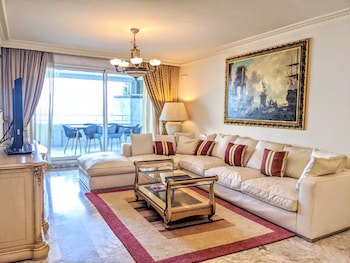 Coral Beach Aparthotel