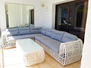 Coral Beach Aparthotel
