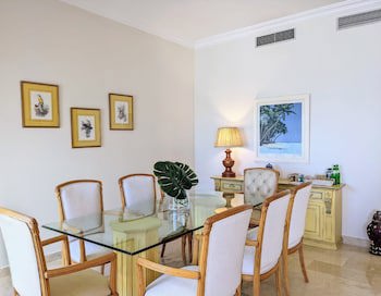 Coral Beach Aparthotel