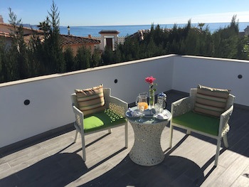 Coral Beach Aparthotel