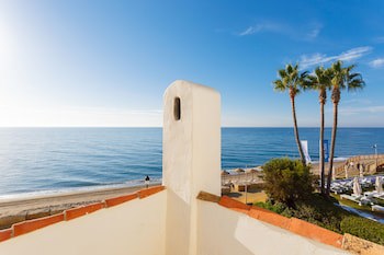 Coral Beach Aparthotel