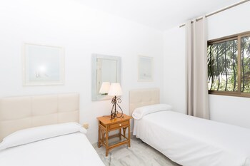 Coral Beach Aparthotel