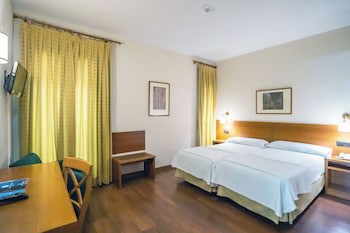 Hotel Yit Conquista De Toledo