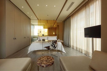 Bog Hotel