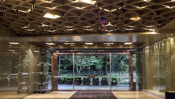 Bog Hotel