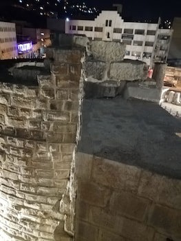 Al-Houriat Hotel