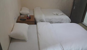 Al-Houriat Hotel