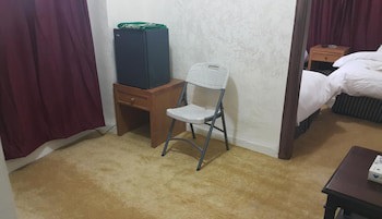 Al-Houriat Hotel