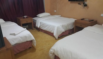 Al-Houriat Hotel