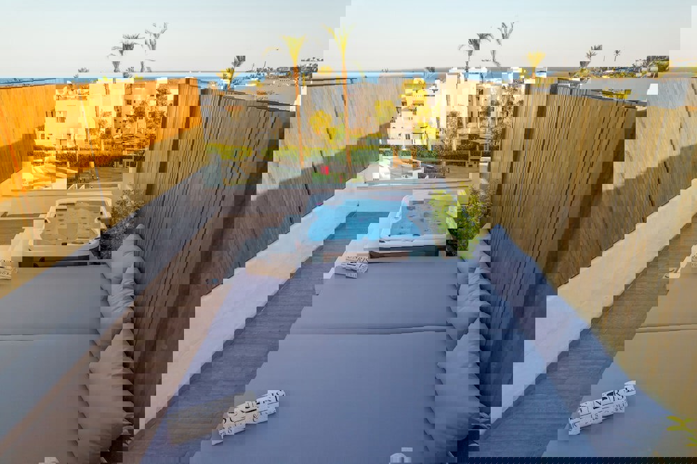 SUNRISE Diamond Beach Resort