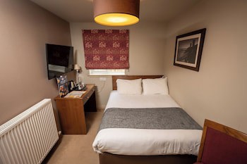 The Wellington Hotel By Greene King Inns