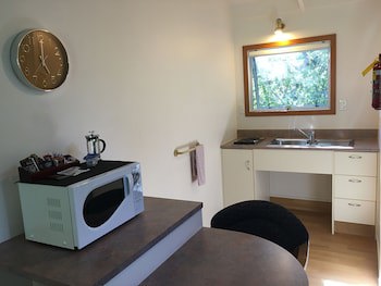 Colonial House Motel