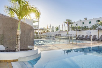 Club Del Carmen