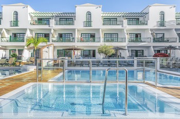 Club Del Carmen