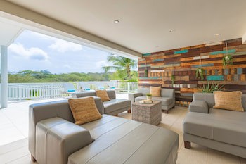 Dolphin Suites & Wellness Curacao