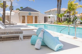 Dolphin Suites & Wellness Curacao