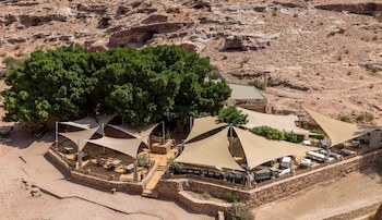 Petra Guest House