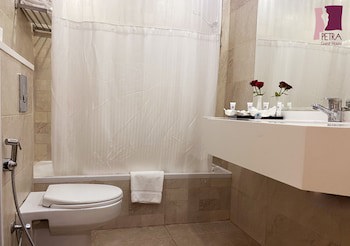 Petra Guest House